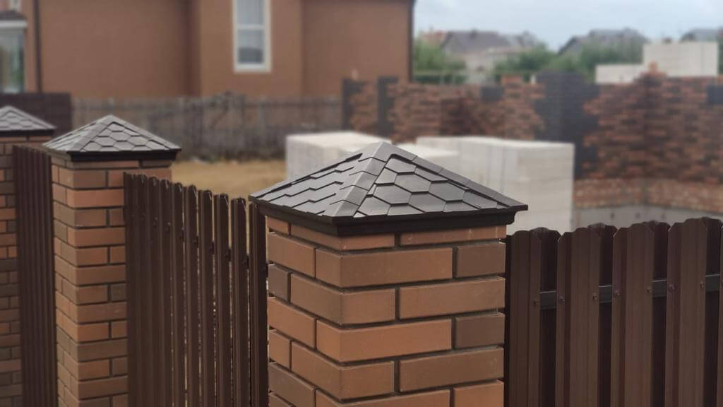 Колпак Zking Эверест Коричневый на столб 1.5х1.5 кирпича (390х390мм) в Барабинске фото