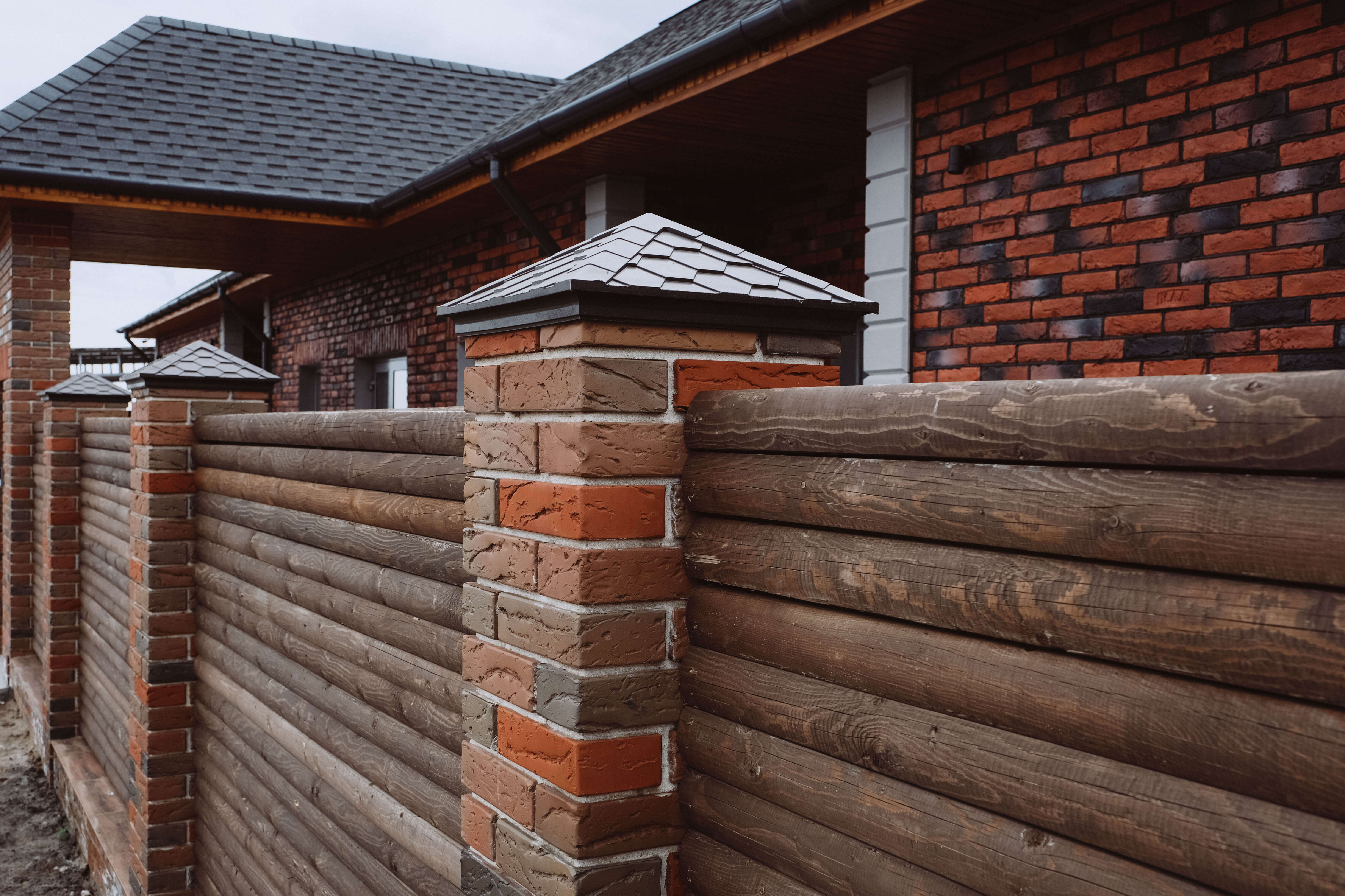 Колпак Zking Эверест Коричневый на столб 1.5х1.5 кирпича (390х390мм) в Барабинске фото